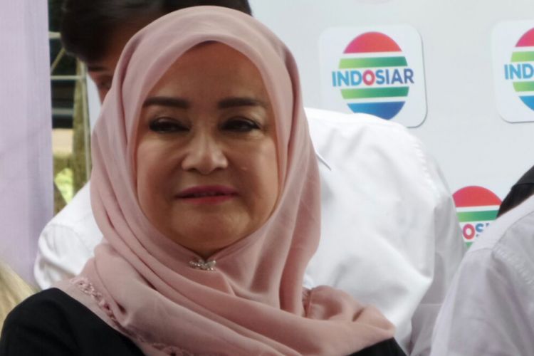Ricca Rachim ketika menghadiri jumpa pers shooting perdana sinetron Cinta dan Doa di Jalan Sepat, Kebagusan, Jakarta Selatan, Kamis (1/3/2018).