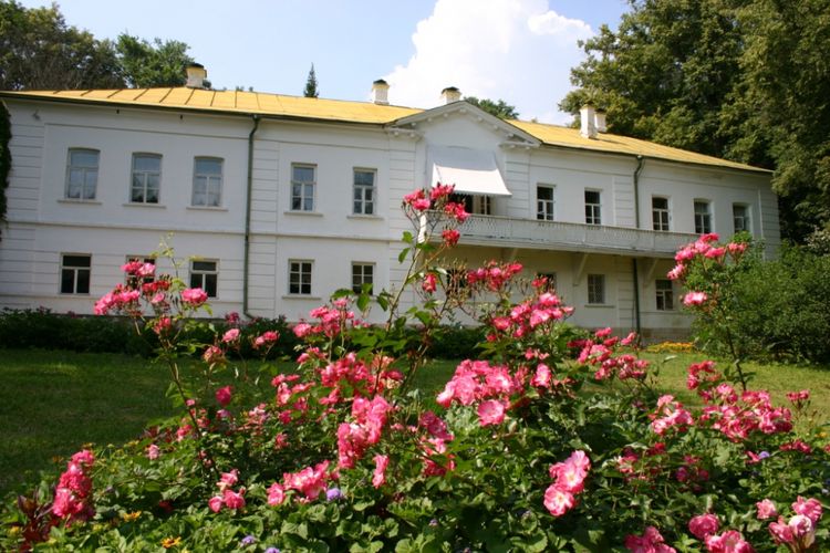 Rumah Leo Tolstoy, tempat ia menghabiskan hamir seluruh hidupnya
