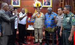 TNI Terima Hibah Lahan di Manokwari Selatan, Menhan Sampaikan Terima Kasih