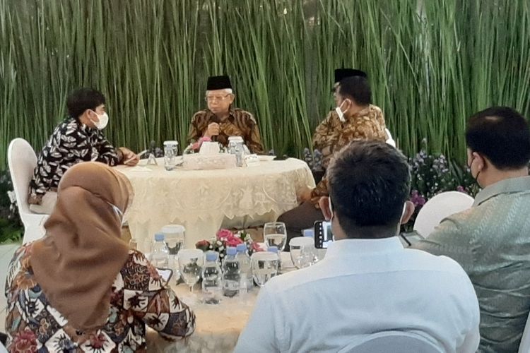 Wakil Presiden Ma'ruf Amin dalam acara pertemuan dengan pemimpin redaksi media massa di kediaman resminya di Jalan Diponegoro, Jakarta, Rabu (28/12/2022).