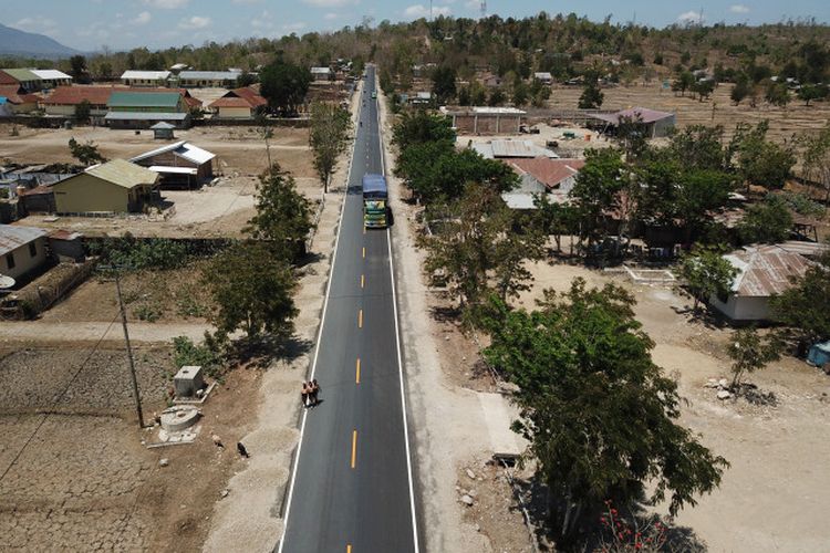 Kementerian PUPR telah menyelesaikan pembangunan 292 km jalan perbatasan Indonesia-Timor Leste di Nusa Tenggara Timur (NTT).