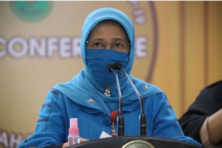 Kepala Dinas Kesehatan Riau Mimi Yuliani Nazir