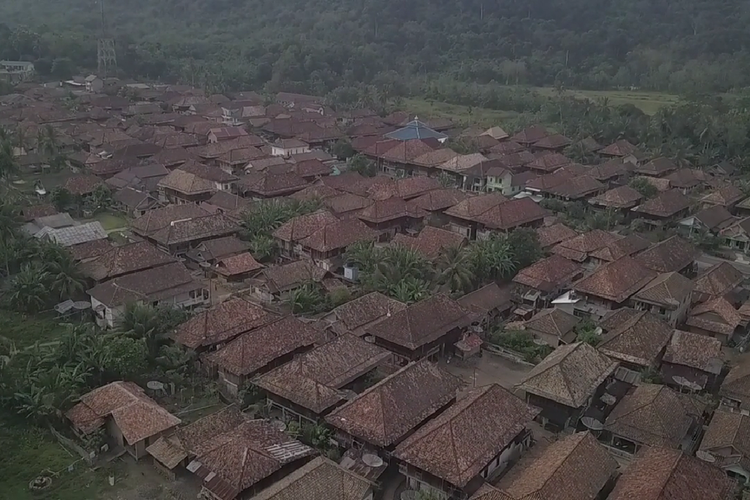 Pemukiman Suku Ogan di Sumatera