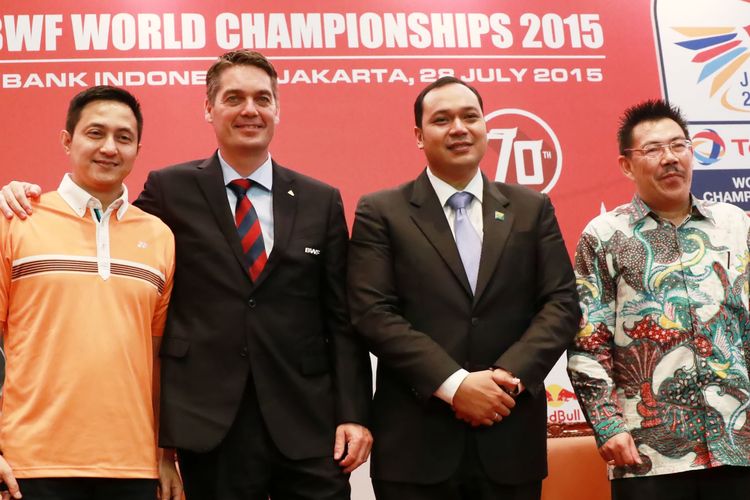 Bambang Roedyanto (kanan) bersama Ricky Subagja, Poul-Erik Høyer (Presiden BWF), dan Anton Subowo (Presiden Badminton Asia).