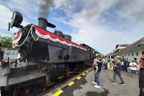 Kereta Wisata Baru di Solo, Lokomotif Uap Kuno Berusia Hampir 1 Abad