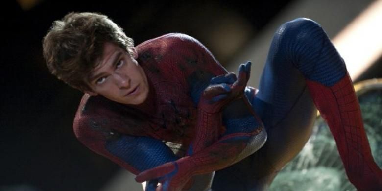 Andrew Garfield berperan sebagai Spider-Man dalam The Amazing Spider-Man (2012).