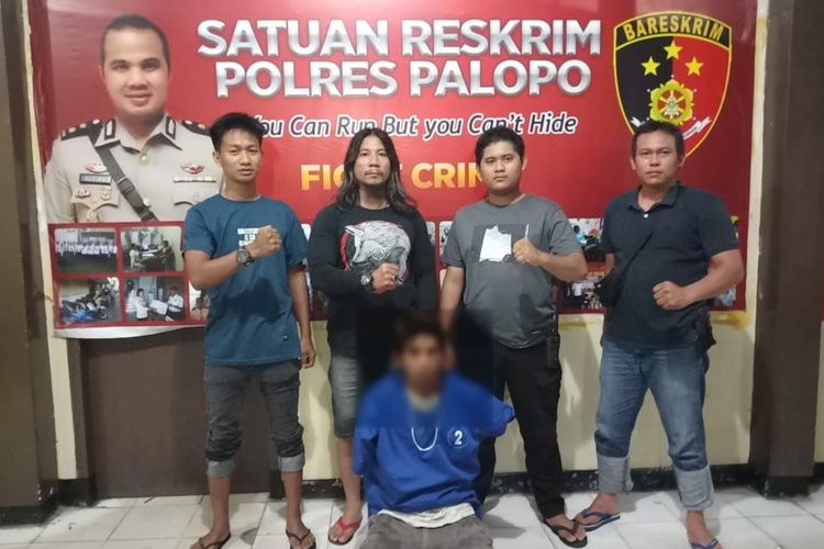 Unit Resmob Polres Palopo berhasil menangkap AL (28) terduga pelaku pemerkosaan penderita gangguan jiwa berinisial MDL (25) di Kecamatan Wara Utara, Kota Palopo, Sulawesi Selatan, Senin (10/02/2020)