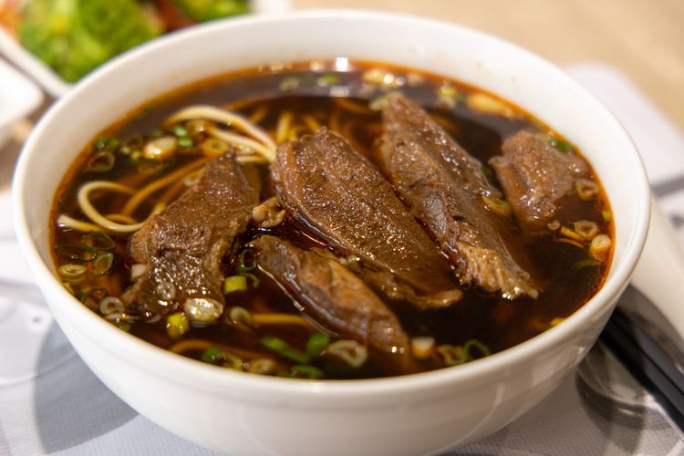 Beef noodles khas Taiwan