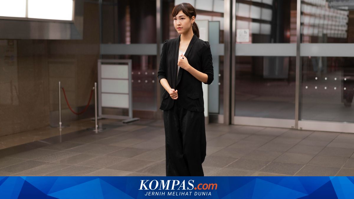 Bolehkah Pakai Baju Hitam ke Pernikahan? Simak Etika yang Perlu Diketahui