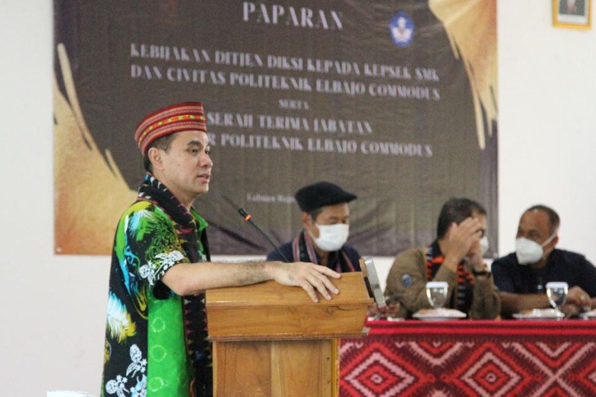 Wikan saat berkunjung ke kampus Politeknik eLBajo Commodus (PLC), kampus pertama dan satu-satunya di Kabupaten Manggarai Barat, Nusa Tenggara Timur.