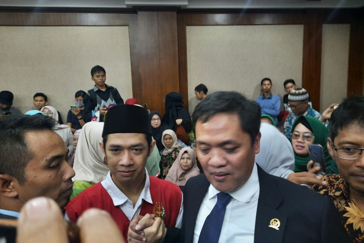 Anggota DPR Habiburokhman saat hadiri sidang vonis Lutfi Alfiandi di Pengadilan Jakarta Pusat, Kamis (30/1/2020)