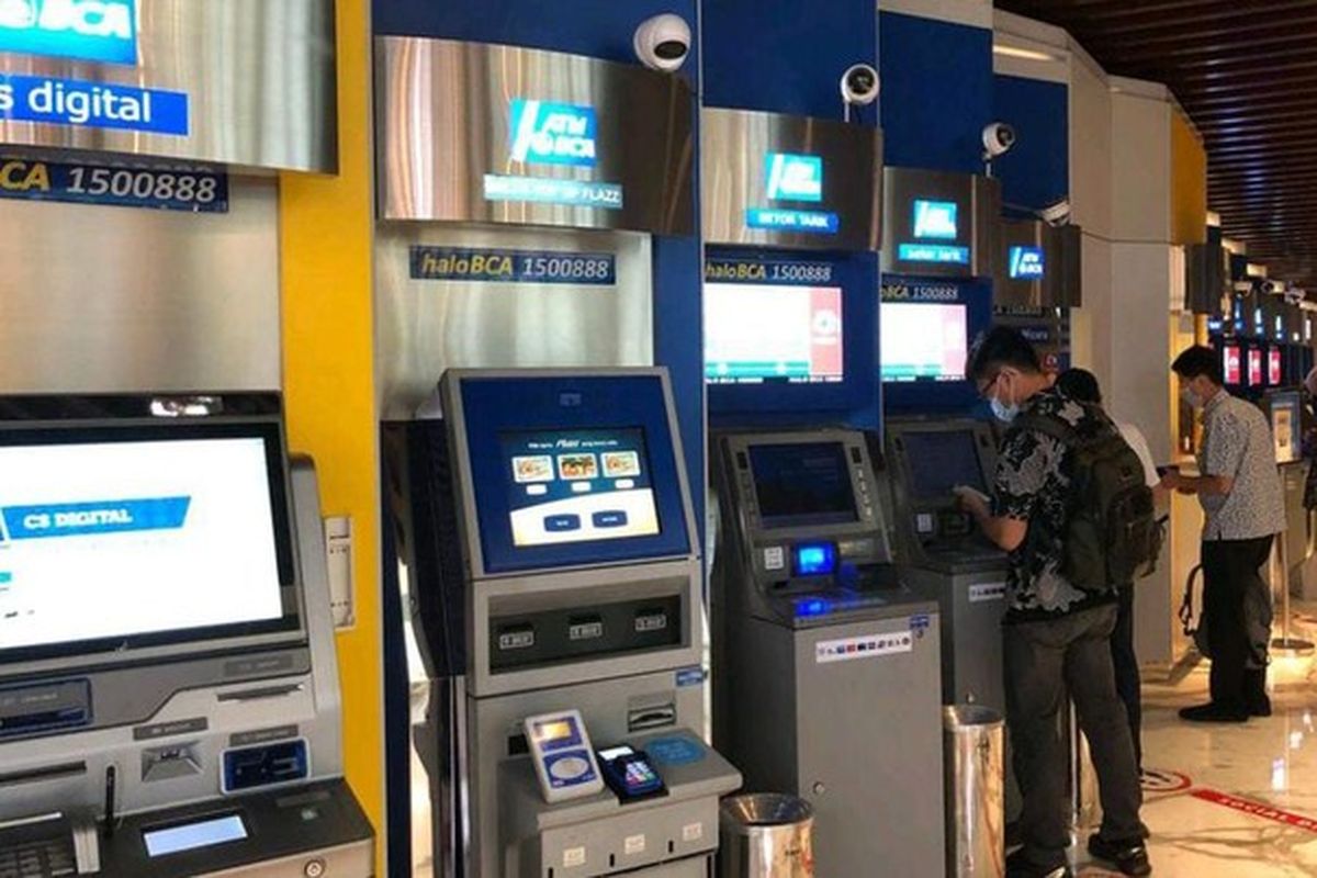 ATM BCA. Jadwal operasional BCA selama peride Natal dan tahun baru.