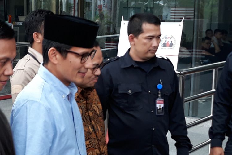 Calon wakil presiden Sandiaga Uno dan Sudirman Said di Gedung KPK Jakarta, Selasa (14/8/2018).