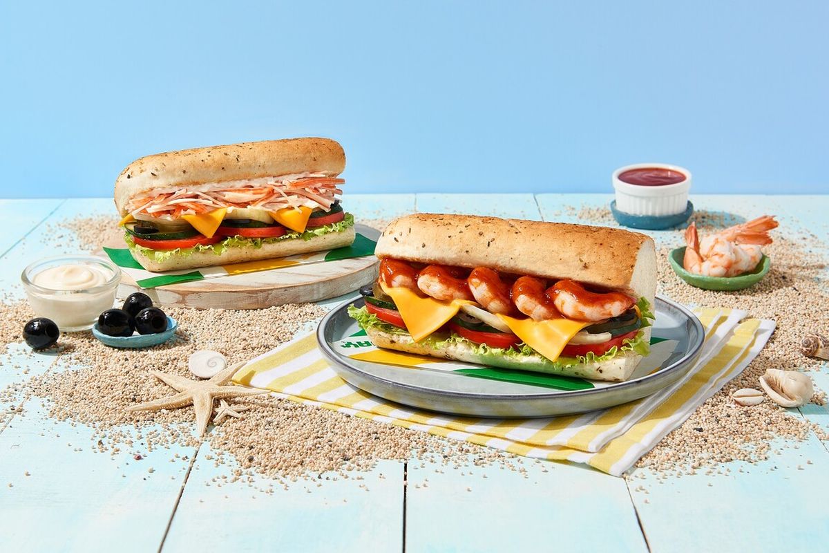 Subway Indonesia kembali meluncurkan menu barunya yakni Seafood Sensation dan Spicy Shrimp Bullafo yang telah tersedia di seluruh restoran Subway di Indonesia.