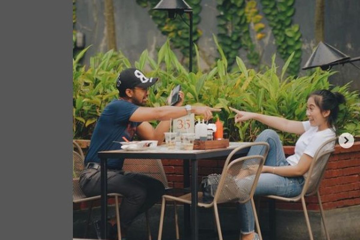 Pengunjung di Sedjuk Bakmi & Kopi at CINERE