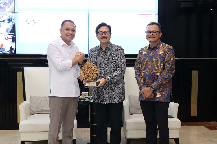 Eri Cahyadi Gandeng SMI, Amankan Rp 885 Miliar Percepat Jalan Lingkar Luar Barat Surabaya