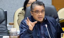 Viral Geng Senior Sekolah Aniaya Siswa hingga Masuk RS, Komisi X DPR: Bubarkan Geng dan Bawa ke Ranah Hukum