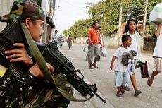 Pemberontak Filipina Gunakan Perisai Manusia