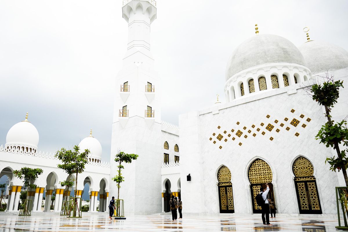 Masjid Sheikh Zayed Solo.