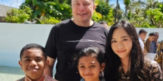 Berprestasi di Bidang Matematika, Siswi SD Asal Banyuwangi Ini Bertemu Elon Musk di Bali
