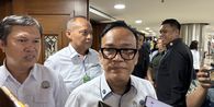OTT Wamenaker Immanuel Ebenezer, KPK Tangkap 10 Orang