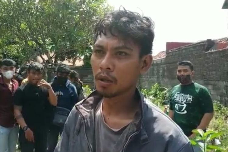 Dede Solihin ayah dari Lionel Adi, bocah yang tewas dalam gempa Bali, Sabtu (16/10/2021)