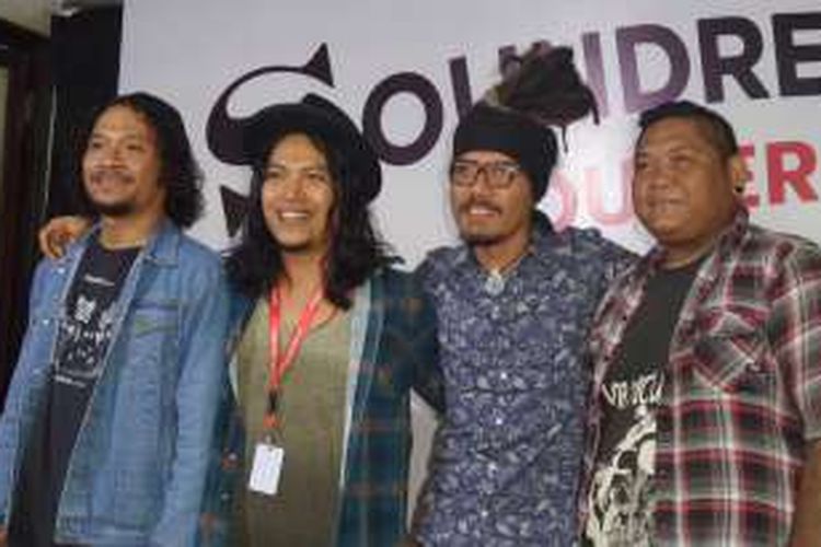 Band Navicula tampil pada hari pertama pergelaran musik Soundrenaline di Garuda Wisnu Kencana (GWK), Badung, Bali, Sabtu (3/9/2016)