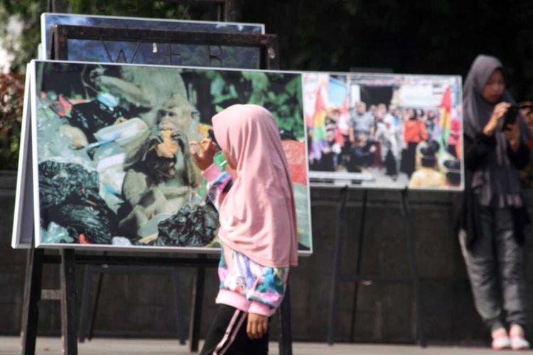 Pameran Foto bertajuk Kilas Balik Jawa Barat 2019, merekam kerusakan lingkungan dan bencana alam di Jawa Barat sepanjang tahun 2019.