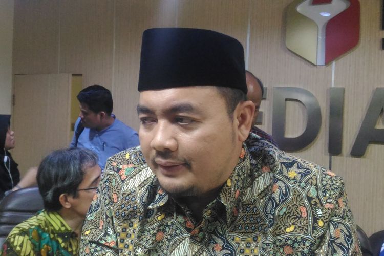 Anggota Bawaslu Muhammad Afifuddin di kantor Bawaslu, Jakarta Pusat, Senin (29/4/2019). 