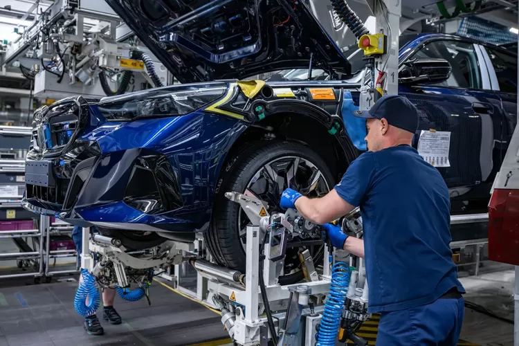 Pabrikan Mobil Mulai Beralih dari Kabel Tembaga ke Aluminium