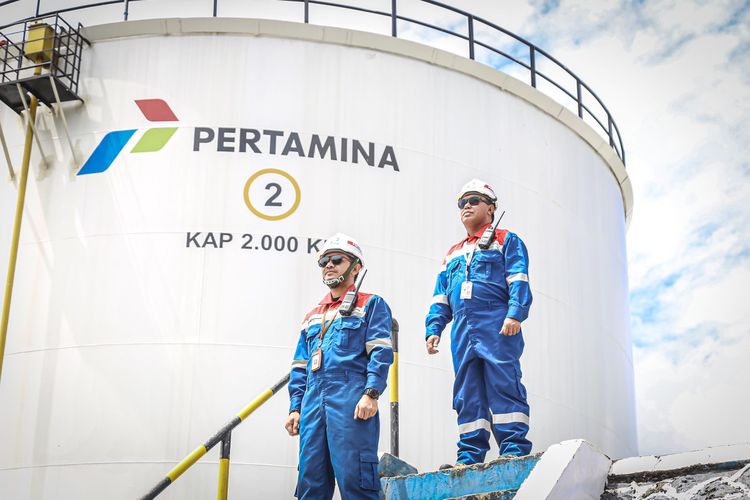 Pertamina Patra Niaga berkomitmen menyelesaikan pembangunan tangki-tangki BBM dan LPG di wilayah Indonesia timur.