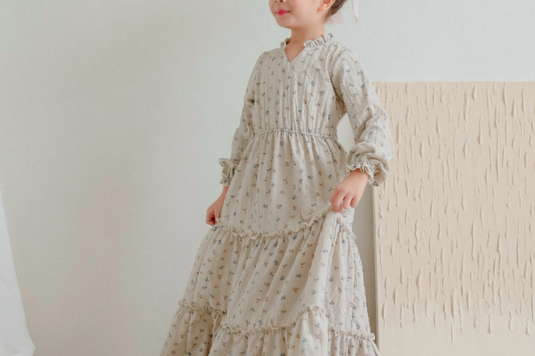 Anna Gamis dari merek Pretty Girls, model baju Lebaran 2024 anak perempuan
