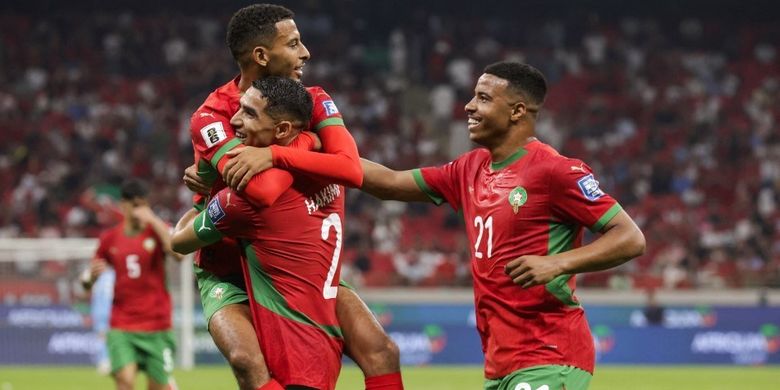 Gelandang Timnas Maroko Azzedine Ounahi merayakan golnya pada laga kualifikasi Piala Dunia zona Afrika Grup E Piala Dunia FIFA 2026 antara Maroko dan Niger di Kompleks Olahraga Prince Moulay Abdellah di Rabat pada 5 September 2025.