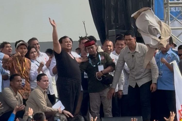 Cerita Buruh Depok Hadiri May Day di Monas: Berangkat Subuh, Pingin Say Hi ke Prabowo