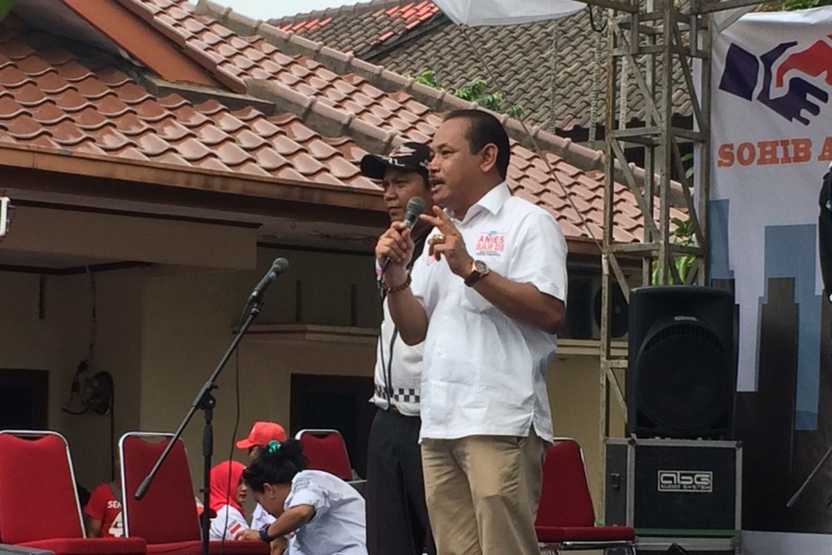 Ketua Forum Komunikasi Anak Betawi (Forkabi) Jakarta Selatan, Abdul Ghoni di Jakarta Selatan, Sabtu (11/3/2017).