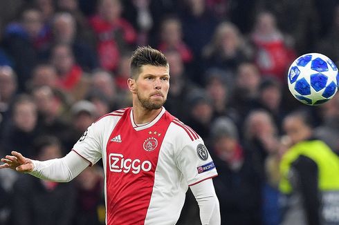 Resmi, Klaas-Jan Huntelaar Perpanjang Kontrak Satu Musim Lagi di Ajax Amsterdam