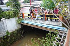 Debit Air di Sungai Gambir Semarang Meningkat, Ternyata Ada Penyempitan hingga 4 Meter