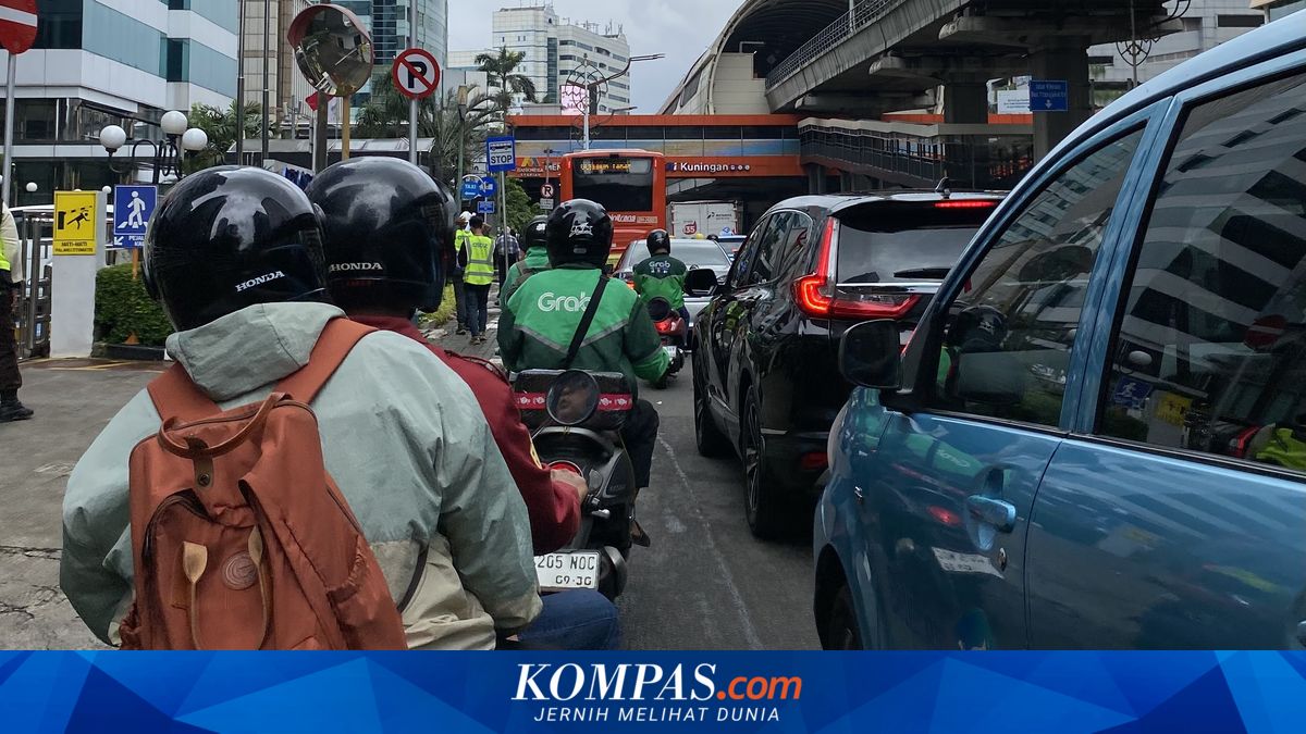 Jakarta Mulai Padat Lagi, Tak Ada Waktu Bagi Komuter untuk Adaptasi ~RK

Baca di sini: