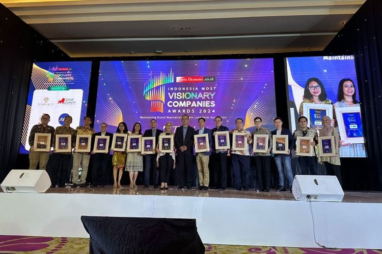 Mayapada Healthcare Group juga meraih penghargaan Indonesia Most Visionary Company with Healthcare Service Improvement to Support Comprehensive Health Treatment dari media Warta Ekonomi. 