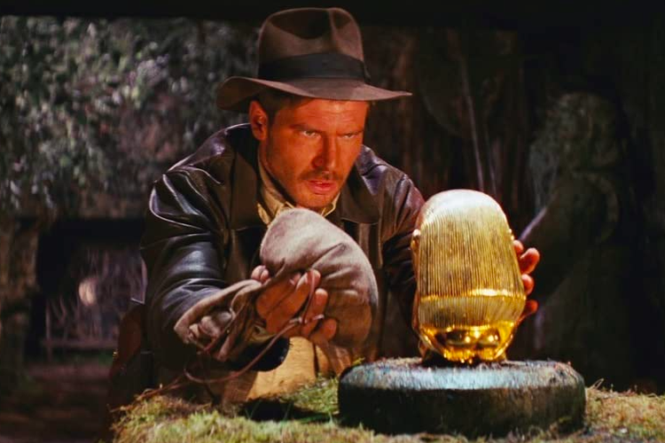 Salah satu adegan dalam film Indiana Jones, Raiders of The Lost Ark