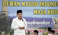 Jusuf Kalla Dukung Konversi Bank Riau Kepri Menjadi Bank Syariah