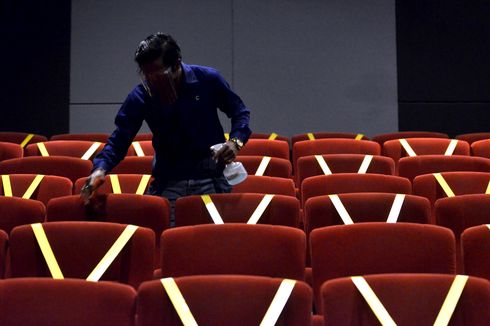 Luhut: Anak-anak Boleh Masuk Bioskop di Kota yang Terapkan PPKM Level 1-2