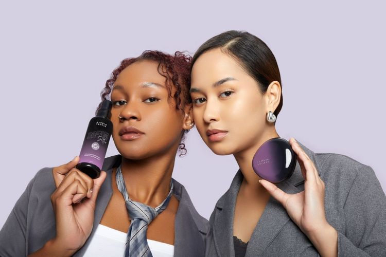 Studio Tropik meluncurkan DreamSetter Airbrush Cover Cushion - Soft Matte Filter dengan formula hybrid make-up dan skincare.