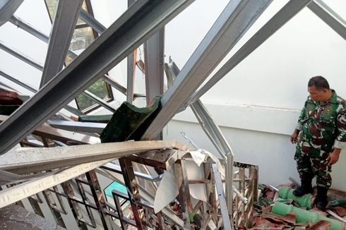 Gempa Pangandaran, Atap KUA dan Dinding Rumah di Tasikmalaya Ambruk