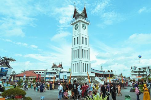 5 Wisata Gratis di Bukittingi, Main di Jam Gadang