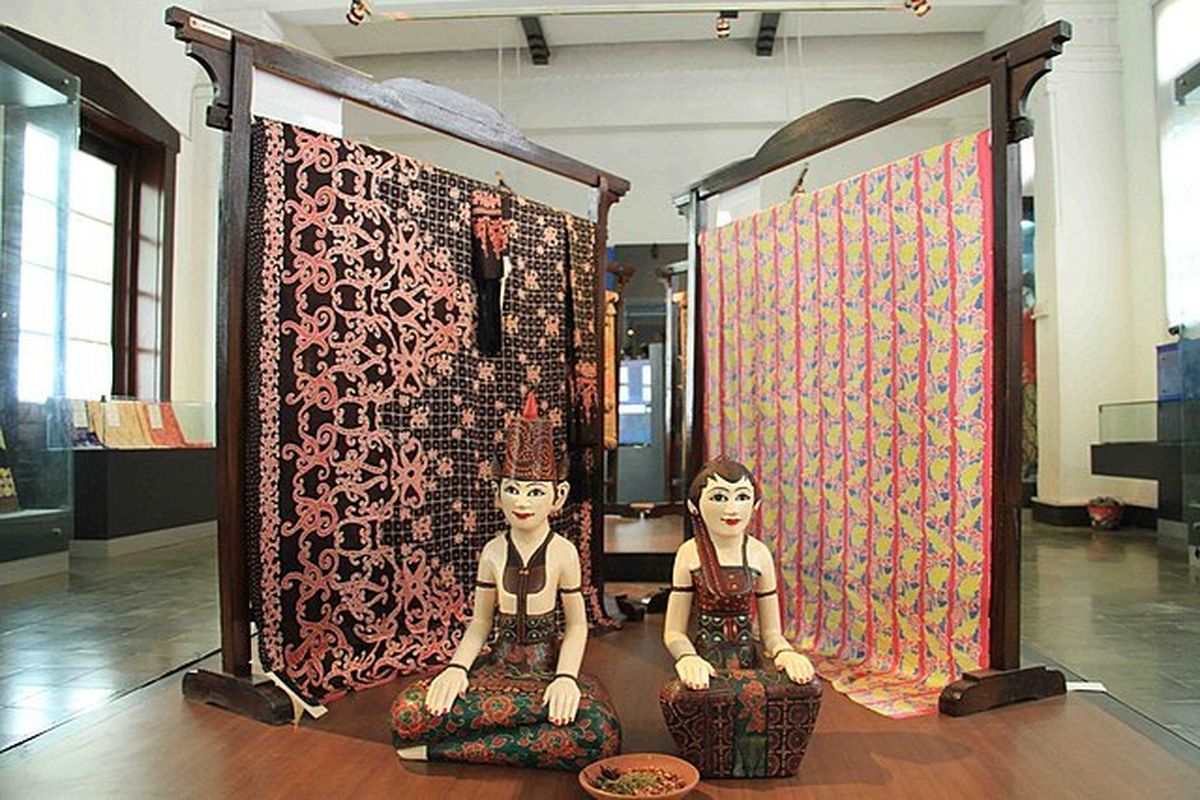 Apa Perbedaan Batik Pekalongan dan Batik Solo?