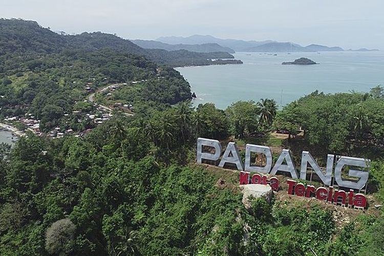 Sejarah Nama Kota Padang, Benarkah Merujuk pada Hamparan Padang Rumput?