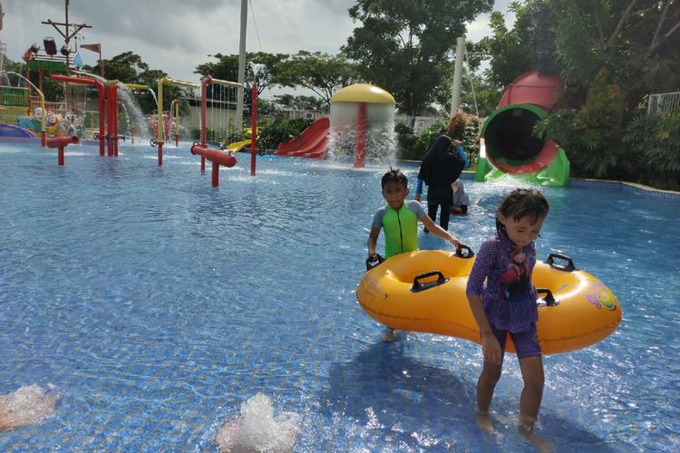 Waterpark baru pilihan wisata keluarga di Bekasi.