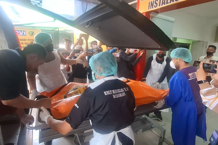 Hari Ke-9 Pencarian Korban KM Virgo, Tim Penyelam Temukan Dua Jenazah Terjebak di Bangkai Kapal