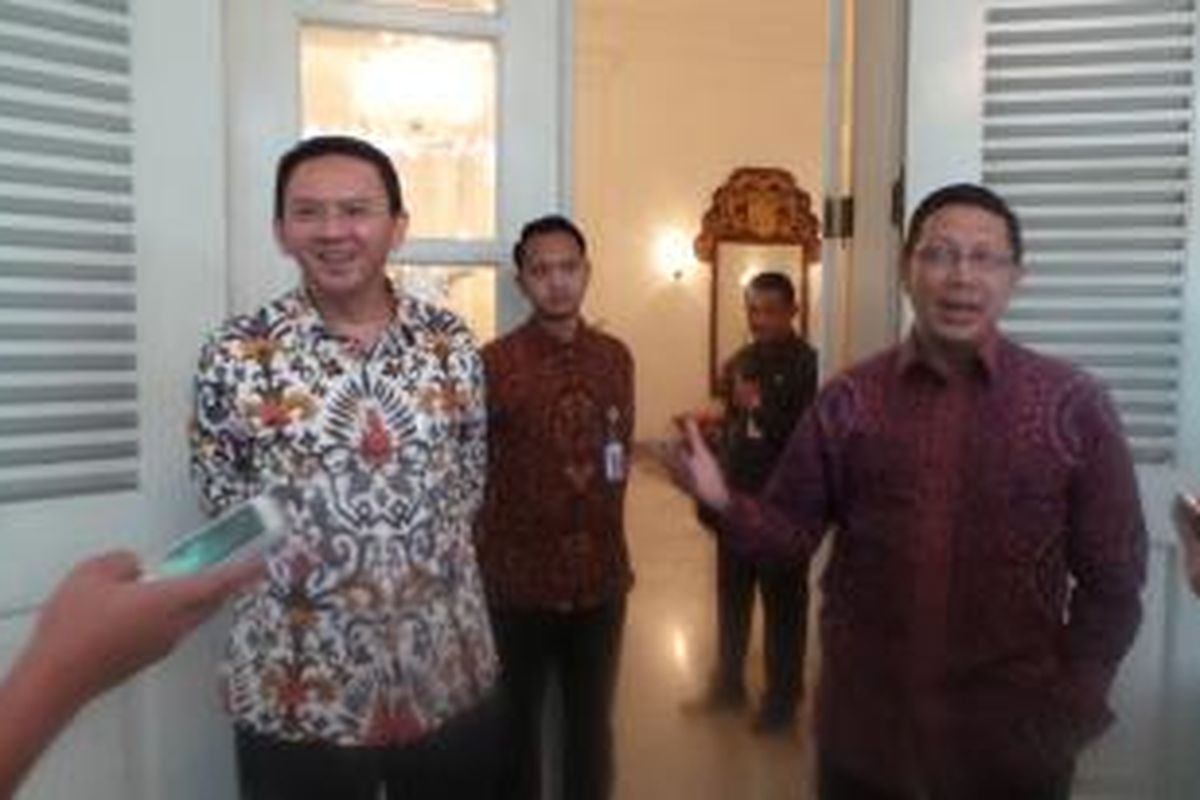 Gubernur DKI Jakarta Basuki Tjahaja Purnama bersama Menteri Agama Lukman Hakim Saifuddin, di Balai Kota, Senin (5/10/2015).